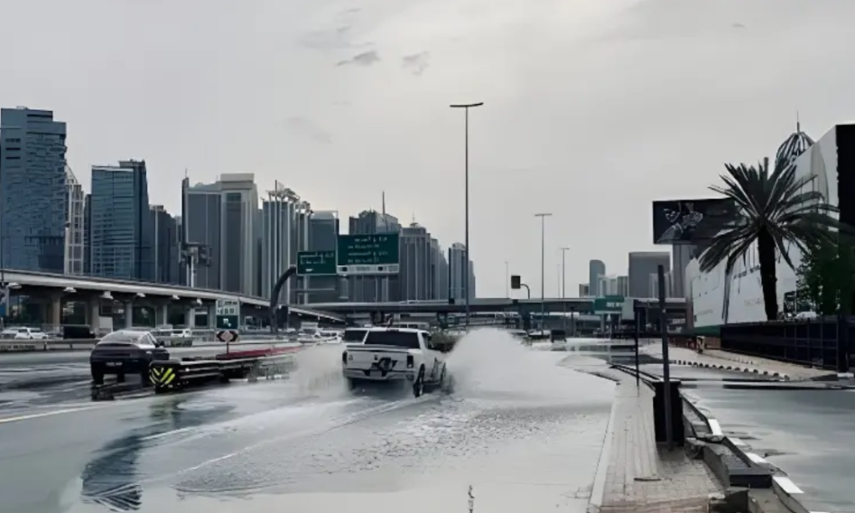 Unprecedented Rains Flood Dubai: A Perfect Storm of Events